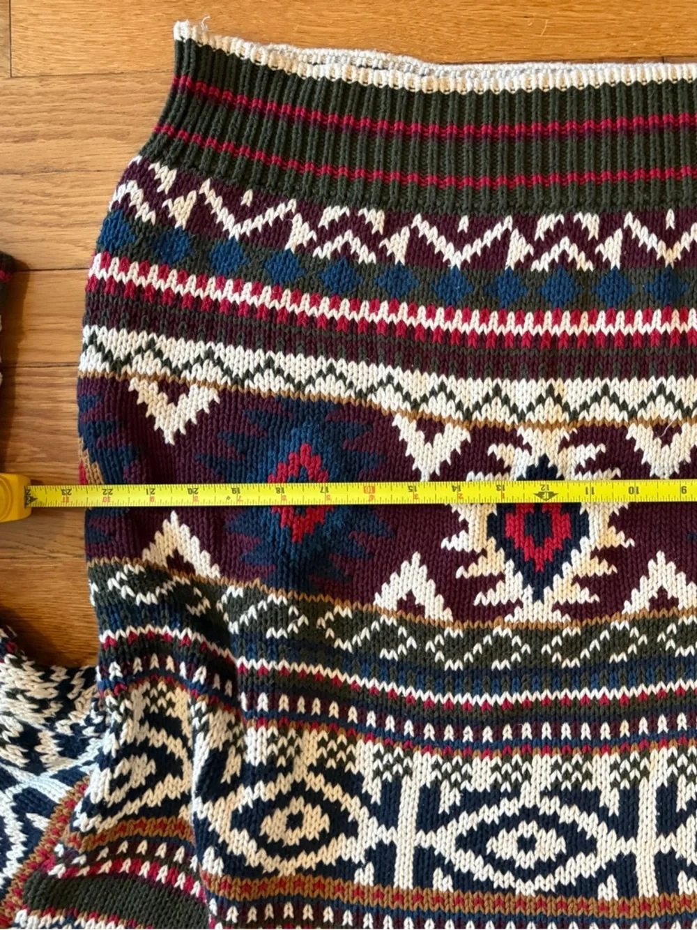 Gant Men's Fair Isle Sweater in Burgundy, Navy, Cream, and Olive - Picture 7 of 9